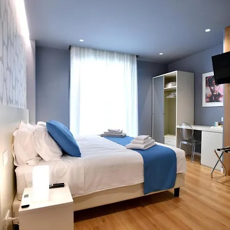 Nina B&B-3